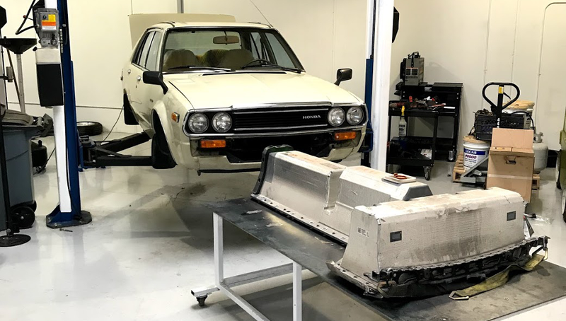 Illustration for article titled This Glorious Madman Stuffed A Tesla Drivetrain Into A 1981 Honda Accord